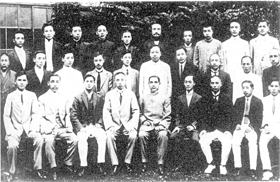 5.《民报》   中国同盟会机关报.1905年11月26日创刊于北京.