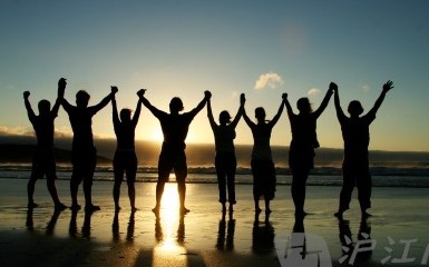 <em>美好人生</em>:年轻时应该做的8件事