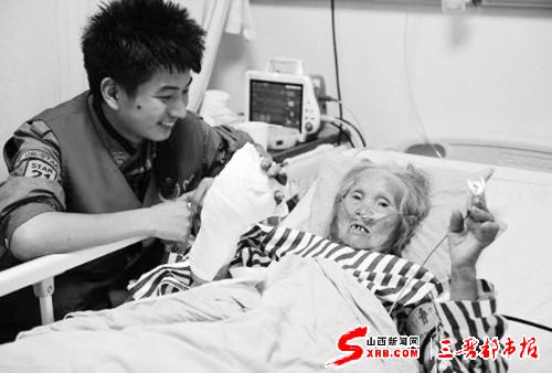 语文作文热点素材雅安地震之温暖正能量 震不
